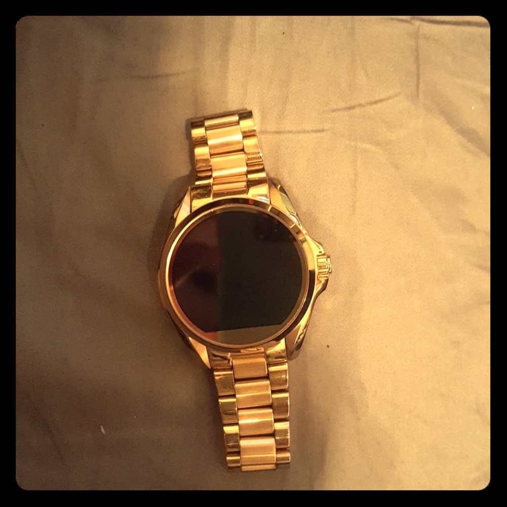 MK ACCESS WATCH